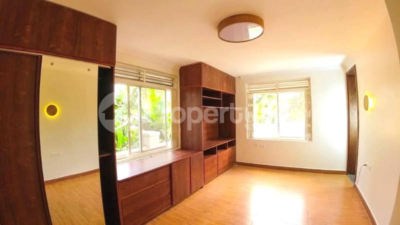 3 bedroom Apartment Block Apartment for rent kiwaatule road Kampala Central - 9
