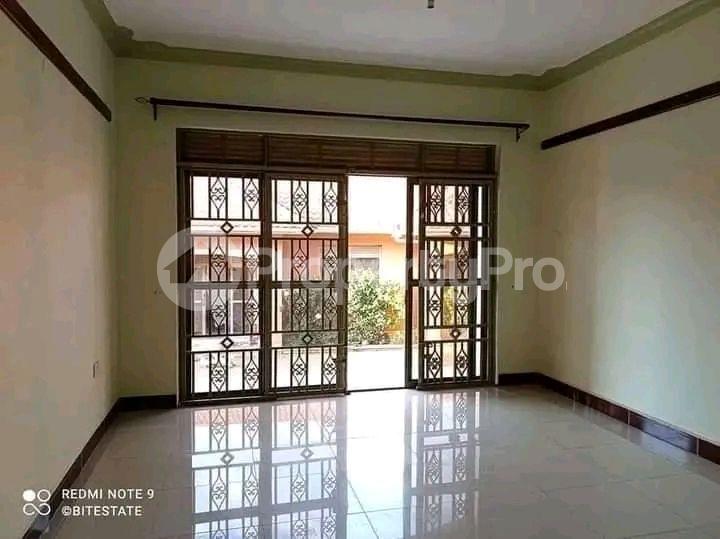 3 bedroom Apartment Block Apartment for rent Kiwaatule road Kampala Central - 1