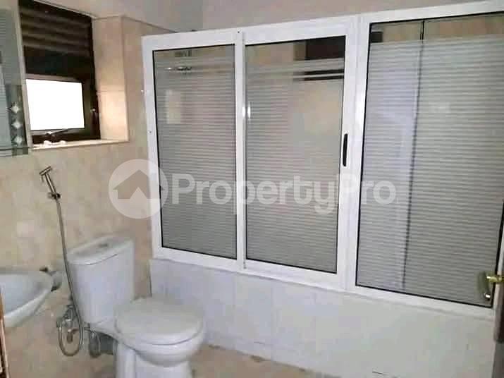 3 bedroom Apartment Block Apartment for rent mbuya road Mbuya Kampala Central - 6