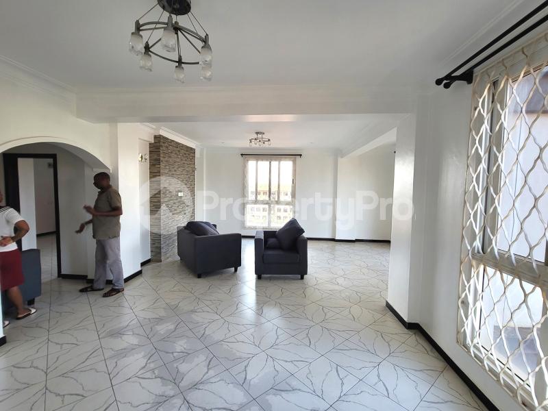 3 bedroom Apartment Block Apartment for rent bukoto road Bukoto Kampala Central - 1