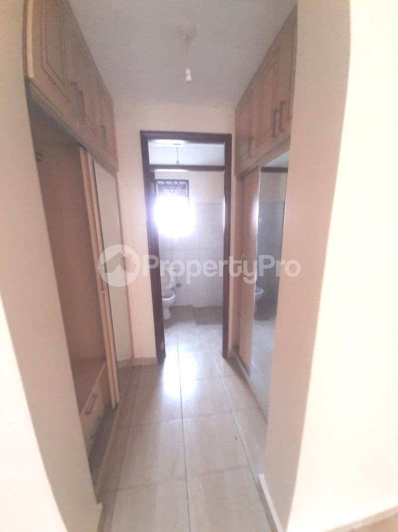 3 bedroom Apartment Block Apartment for rent namugongo road Wakiso Central - 7