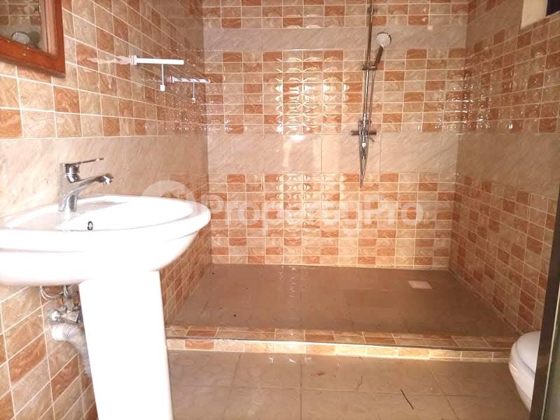 3 bedroom Apartment Block Apartment for rent kira road Kira Wakiso Central - 5