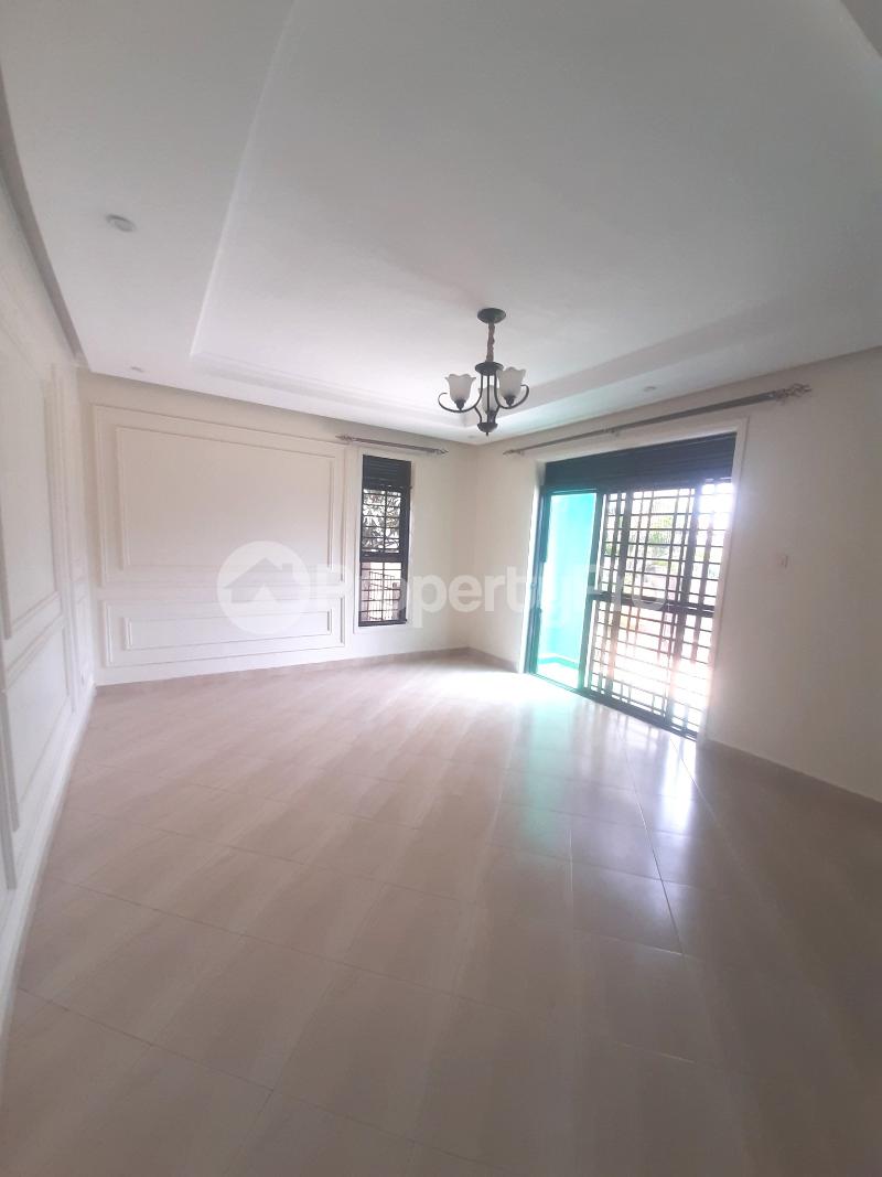 3 bedroom Bungalow Apartment for rent kireka road Wakiso Central - 17