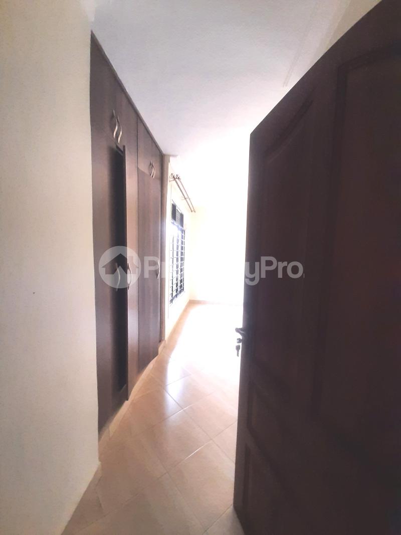3 bedroom Bungalow Apartment for rent kireka road Wakiso Central - 8
