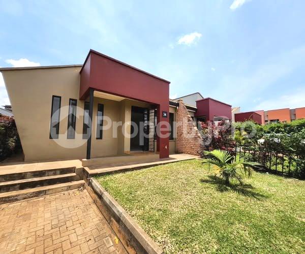 3 bedroom Bungalow Apartment for rent kyanja road Kampala Central - 5