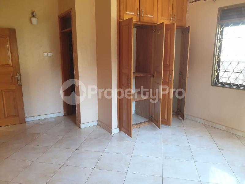 3 bedroom Bungalow Apartment for rent najjera Kampala Central - 5