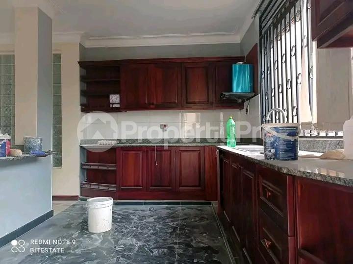 3 bedroom Apartment for rent Kiwatule road  Kampala Central Kampala Central - 5