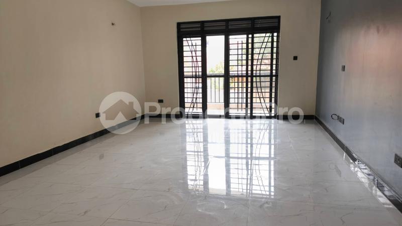 4 bedroom Apartment Block Apartment for rent Kyaliwajjala road Wakiso Central - 6