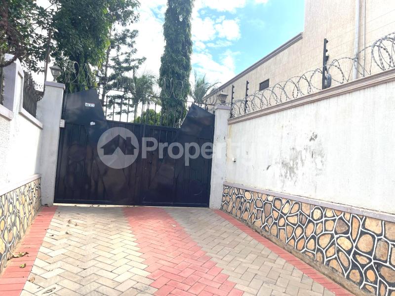 4 bedroom Bungalow Apartment for rent namugongo road Wakiso Central - 0