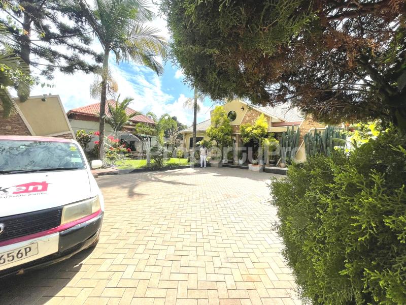 4 bedroom Bungalow Apartment for rent namugongo road Wakiso Central - 11