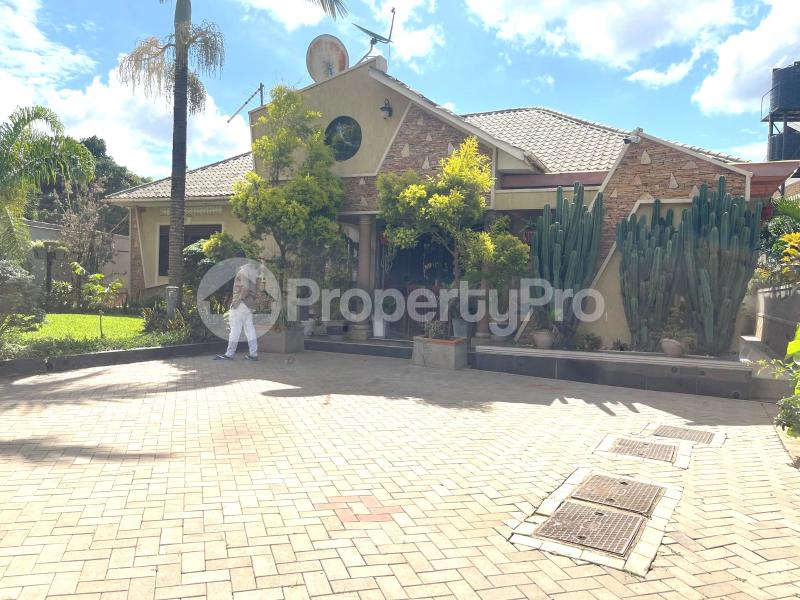 4 bedroom Bungalow Apartment for rent namugongo road Wakiso Central - 3