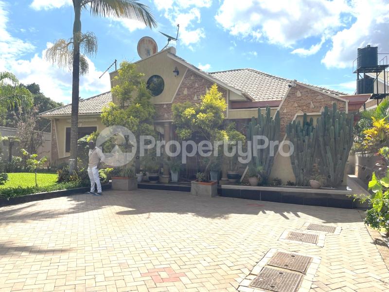 4 bedroom Bungalow Apartment for rent namugongo road Wakiso Central - 5