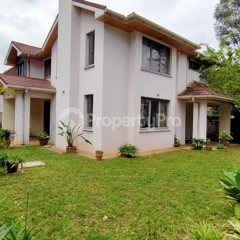 4 bedroom Townhouse for sale Kerarapon Nairobi