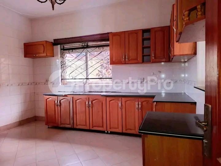 4 bedroom Bungalow Apartment for rent Najjera road  Kampala Central Kampala Central - 4