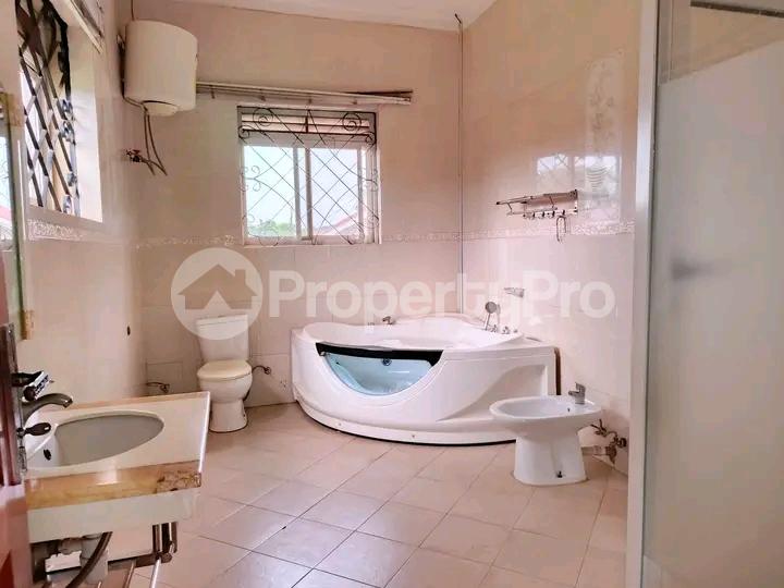 4 bedroom Bungalow Apartment for rent Najjera road  Kampala Central Kampala Central - 7