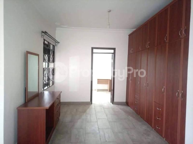 5 bedroom Villa for rent bugolobi road Bugolobi Kampala Central - 12