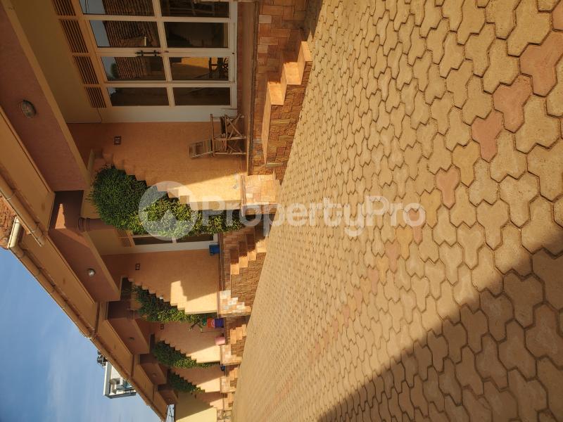 1 bedroom mini flat  Bungalow Apartment for rent Kisaasi  Kisaasi Kampala Central - 3