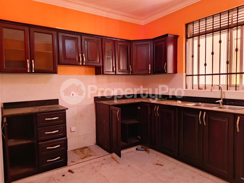 3 bedroom Apartment Block Apartment for rent kira nsasa Kira Wakiso Central - 3