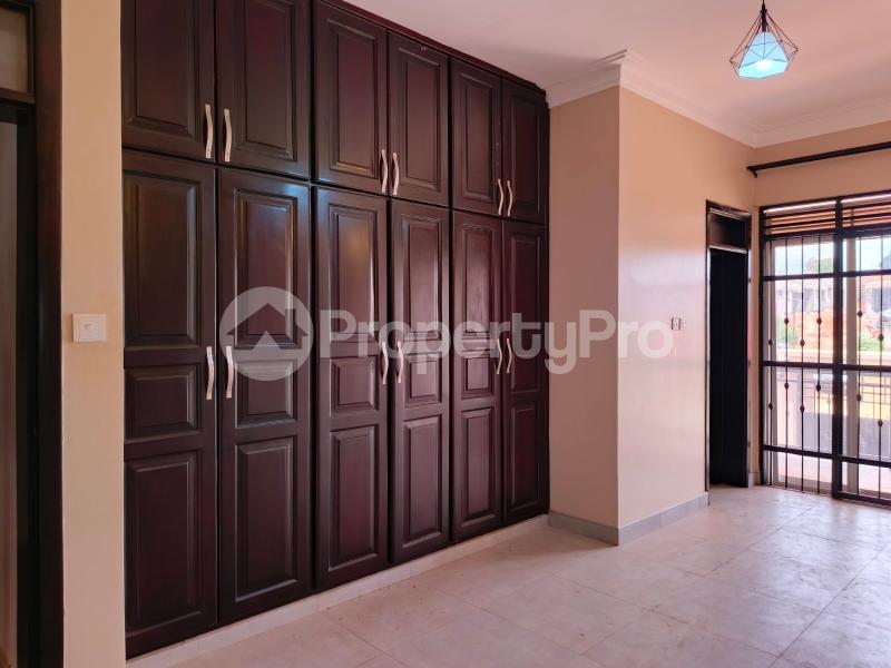 3 bedroom Apartment Block Apartment for rent kira nsasa Kira Wakiso Central - 2
