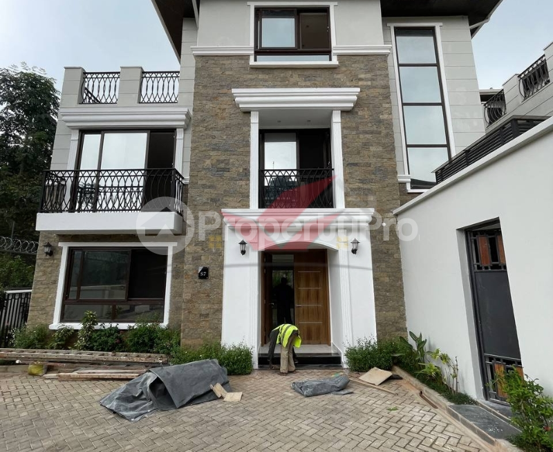 Townhouse for sale Spring Valley — Peponi Road, Westlands Nairobi
