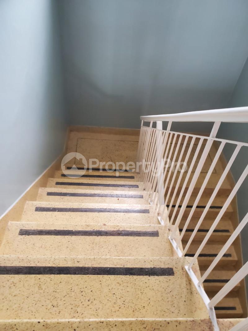 5 bedroom Apartment Block Apartment for rent Mukalazi road  Bukoto Kampala Central - 16