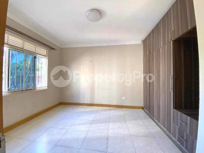 1 bedroom mini flat  Apartment Block Apartment for rent kisaasi road Kisaasi Kampala Central - 4