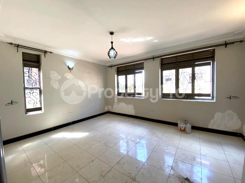2 bedroom Apartment Block Apartment for rent kisaasi road Kisaasi Kampala Central - 8