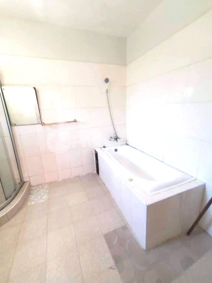 2 bedroom Apartment Block Apartment for rent munyonyo road Munyonyo Kampala Central - 5