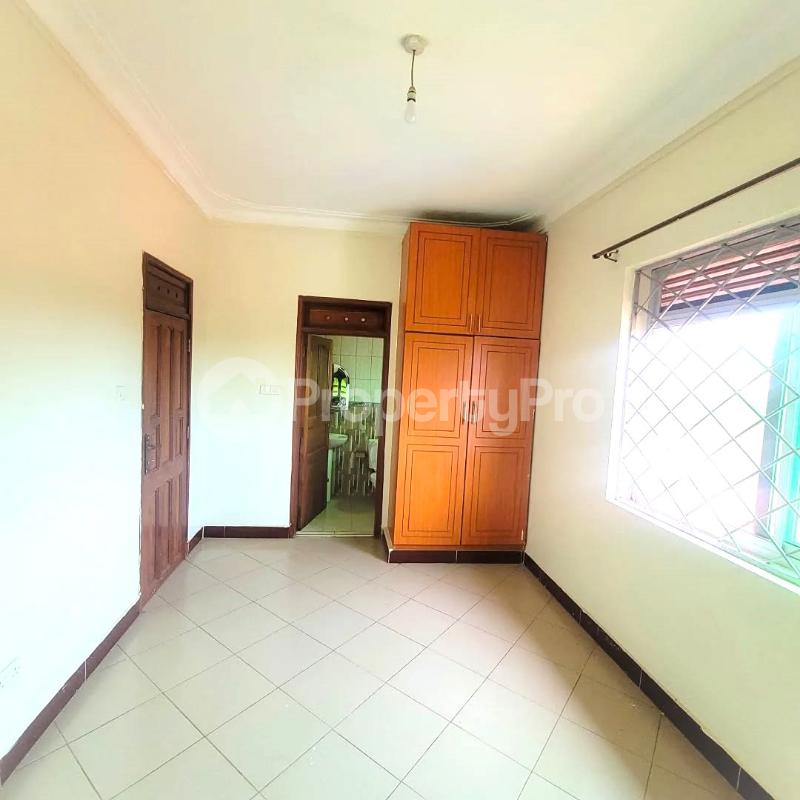 2 bedroom Apartment Block Apartment for rent kampala road Munyonyo Kampala Central - 10