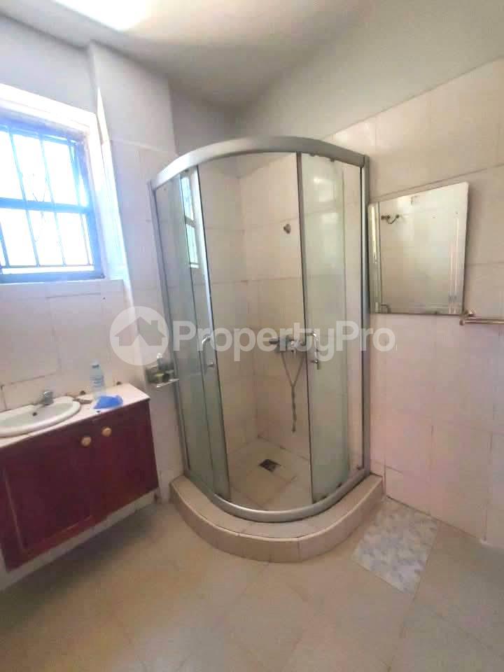 2 bedroom Apartment Block Apartment for rent munyonyo road Munyonyo Kampala Central - 12