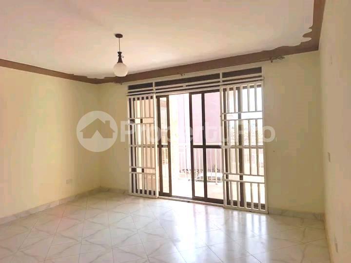 2 bedroom Apartment Block Apartment for rent munyonyo road Munyonyo Kampala Central - 4