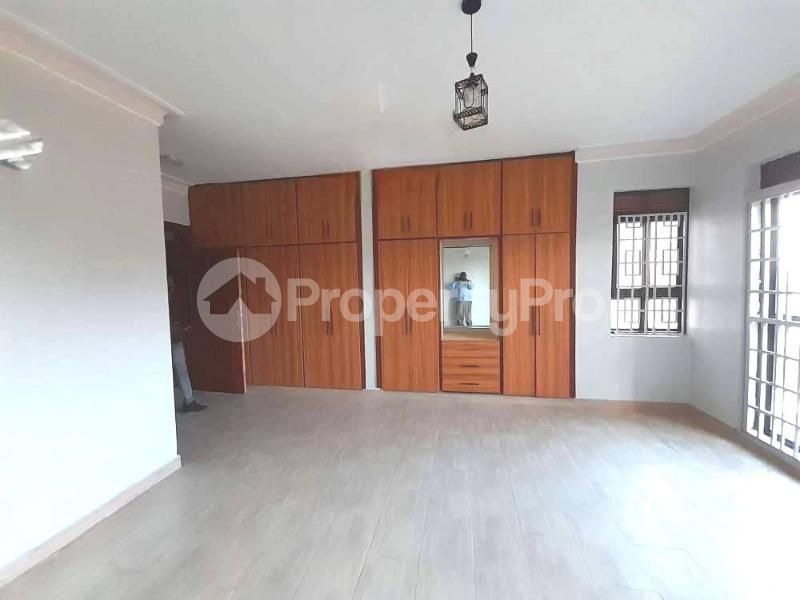 2 bedroom Apartment Block Apartment for rent naalya road Wakiso Central - 5