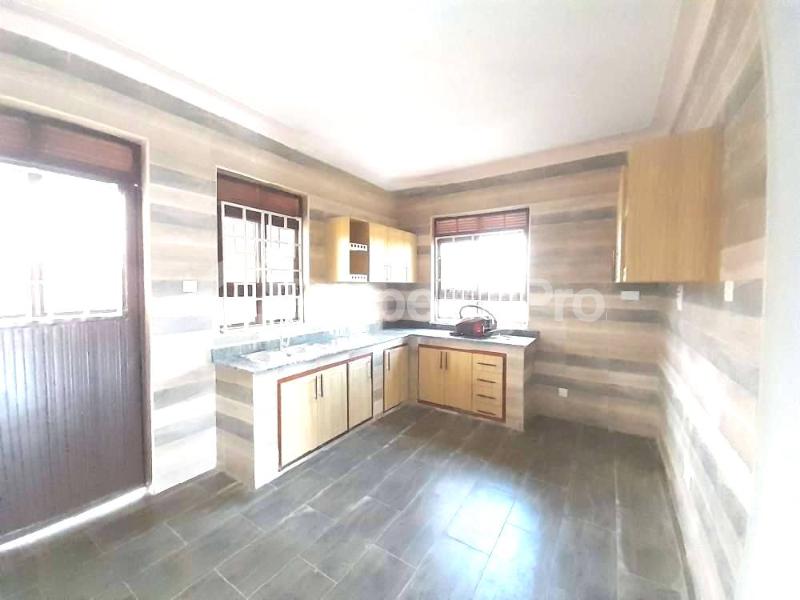 2 bedroom Apartment Block Apartment for rent naalya road Wakiso Central - 11