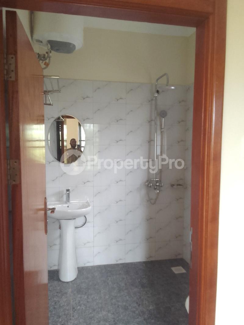 2 bedroom Apartment Block Apartment for rent namugongo road Wakiso Central - 12
