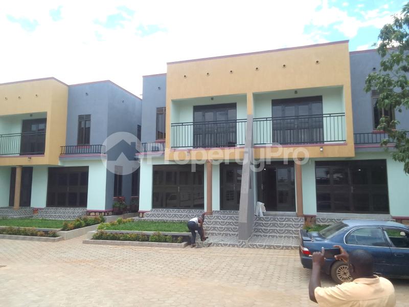 2 bedroom Apartment Block Apartment for rent namugongo road Wakiso Central - 20