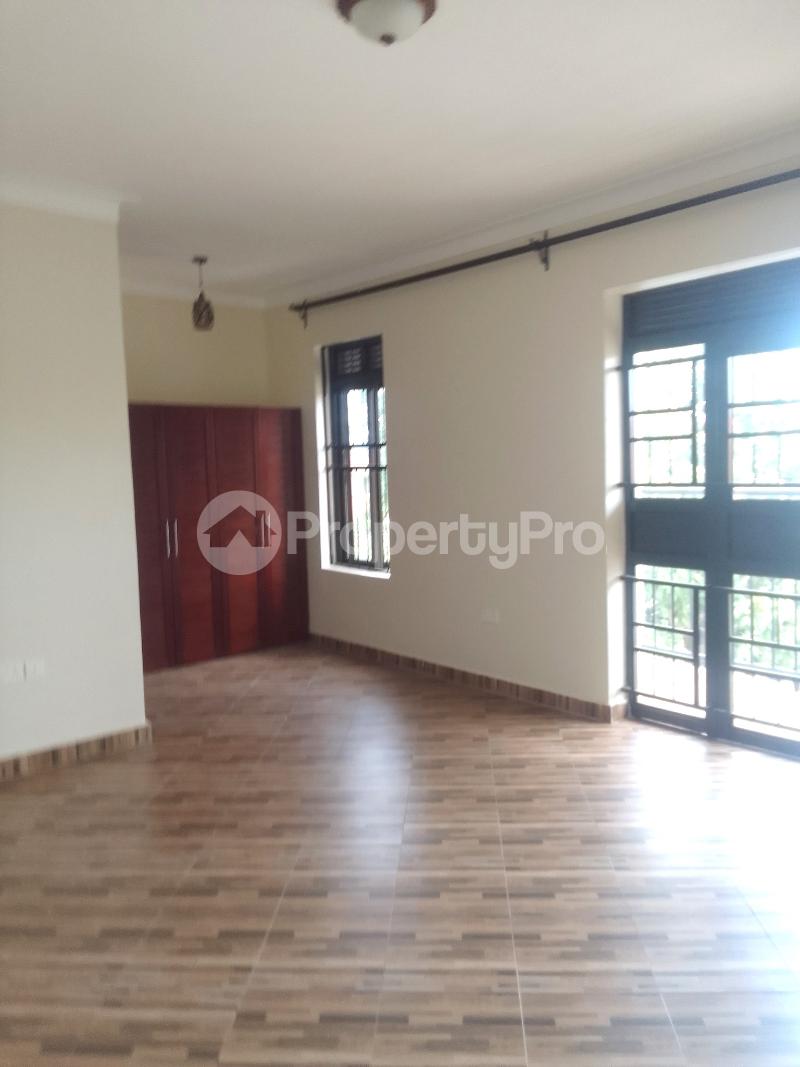 2 bedroom Apartment Block Apartment for rent namugongo road Wakiso Central - 14