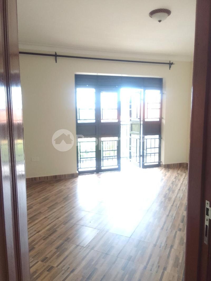 2 bedroom Apartment Block Apartment for rent namugongo road Wakiso Central - 17