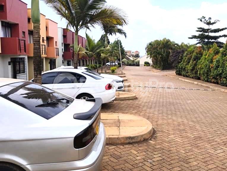 2 bedroom Apartment for rent kyanja road Kampala Central - 11