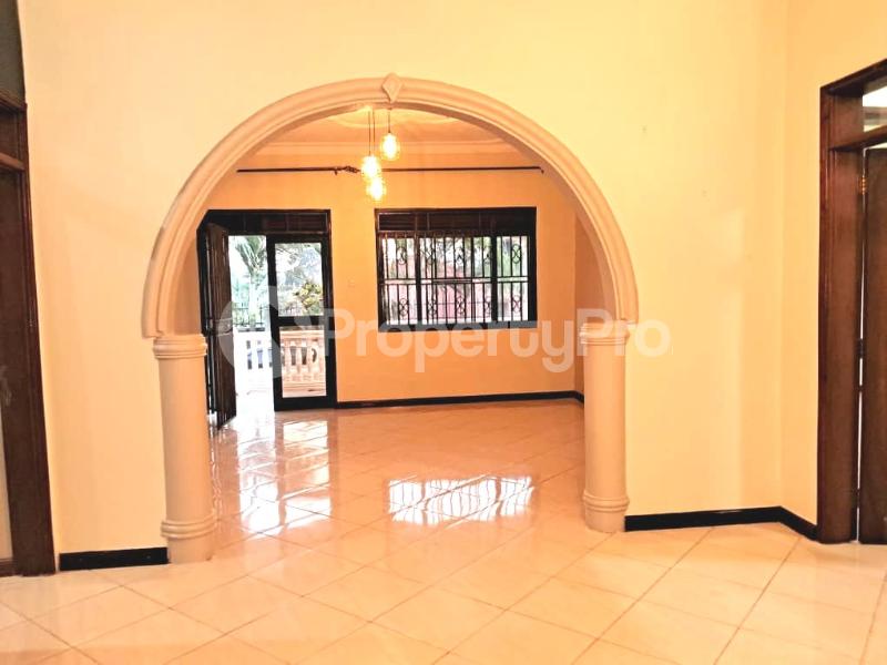 4 bedroom Bungalow Apartment for rent kyanja road Kampala Central - 2