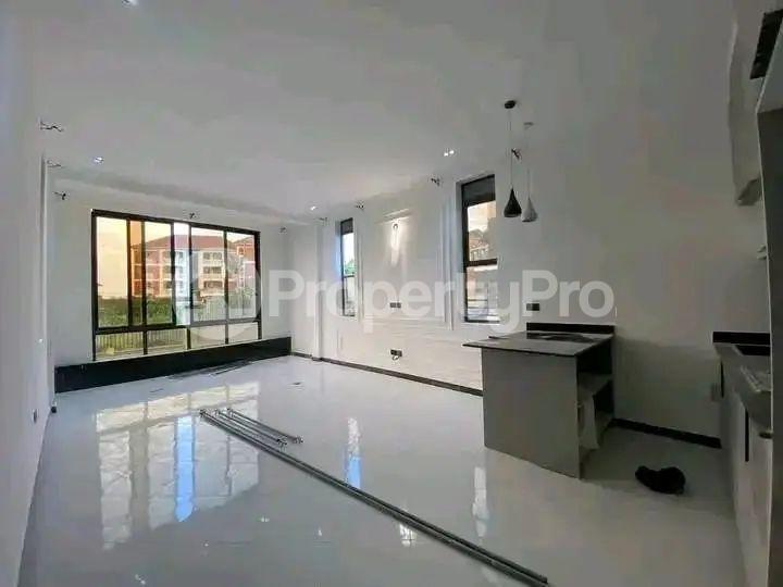 1 bedroom mini flat  Apartment Block Apartment for rent Kisaasi road Wakiso Central - 6