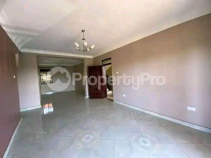 2 bedroom Apartment Block Apartment for rent Kisaasi road Kisaasi Kampala Central - 2