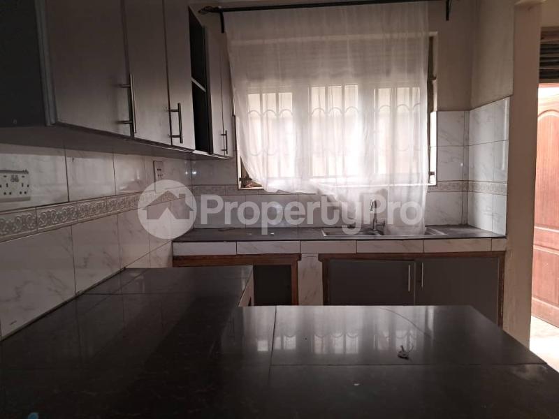 2 bedroom Apartment Block Apartment for rent Kisaasi road Kisaasi Kampala Central - 3