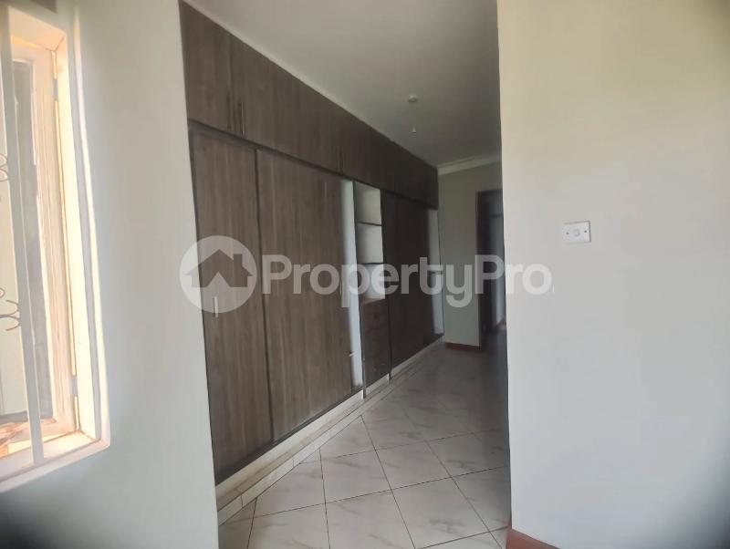 4 bedroom Bungalow Apartment for rent Najjera road Wakiso Central - 5