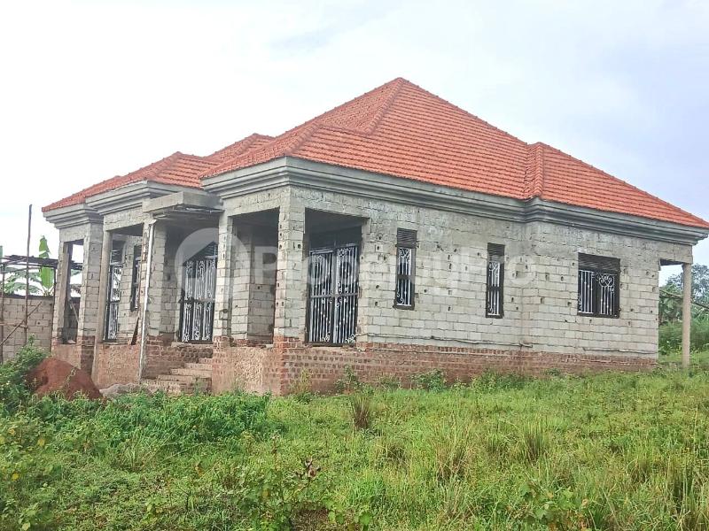 3 bedroom Villa for sale Kira nakwero  Kira Wakiso Central - 1