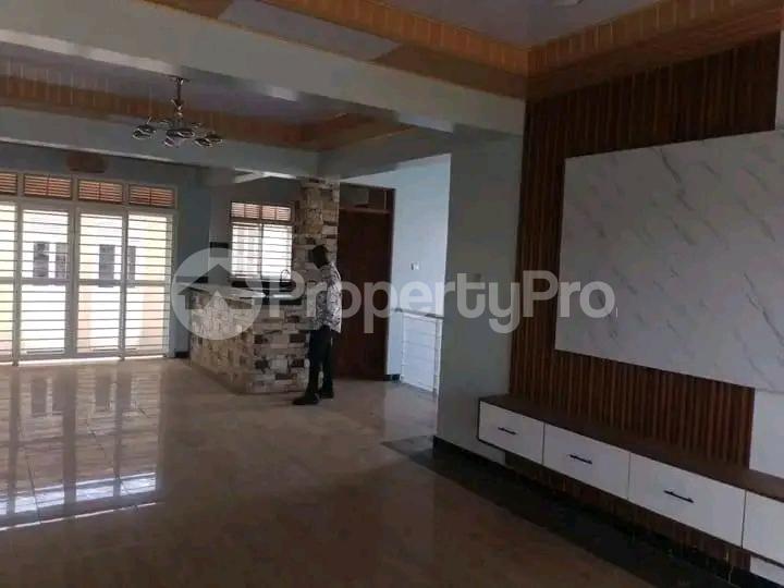 4 bedroom Apartment for sale Mpererewe  kitagobwa Kampala Central Kampala Central - 6