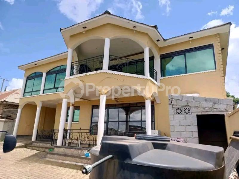 6 bedroom Villa for sale Nankuwadde Nabweru Wakiso Central - 0