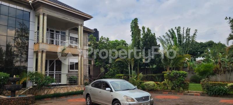 4 bedroom Villa for sale Kajjansi-bweya Entebbe road  Kampala Central Kampala Central - 3