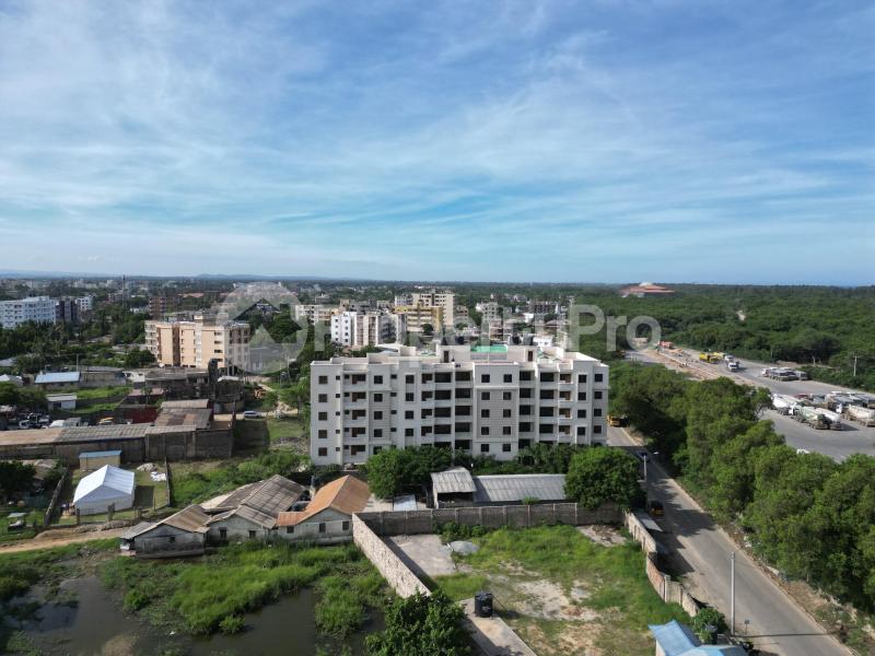 1 bedroom mini flat  Flat&Apartment for sale Mtambo Road, Bamburi Mombasa - 11