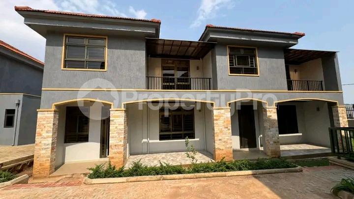 2 bedroom Apartment Block Apartment for rent Bugolobi Kampala Central Kampala Central - 5