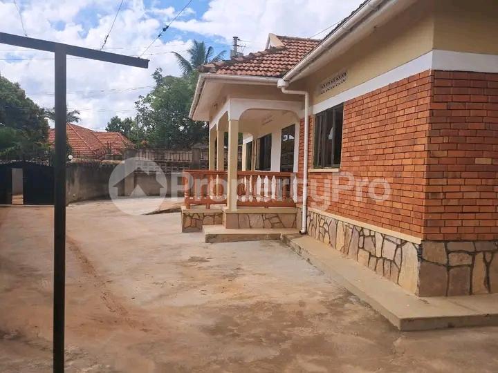 3 bedroom Bungalow Apartment for rent Kiwatule  Kampala Central Kampala Central - 0